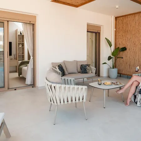 Casa Doma Luxury With Seaview, Heated Pool And Private Parking דירה