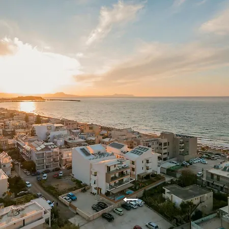 Casa Doma Luxury With Seaview, Heated Pool And Private Parking דירה